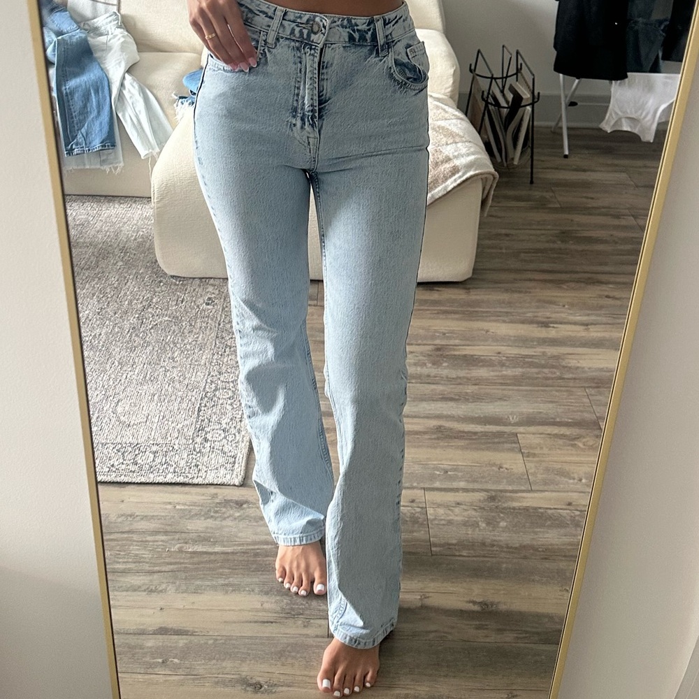 Stradivarius Light Wash Jeans